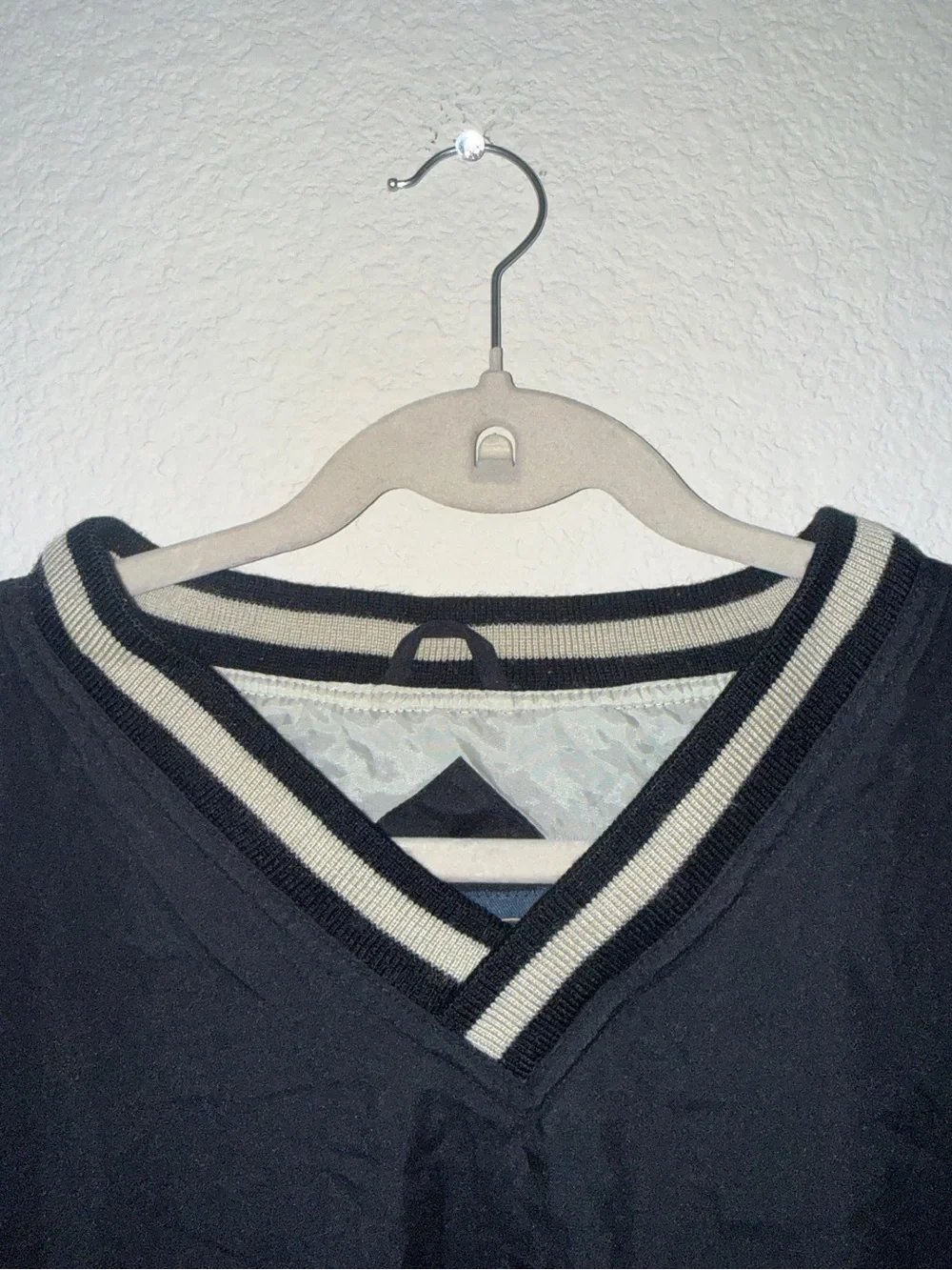 Vintage Harvard Square Black V-Neck Pullover Windshirt Jacket Size L
